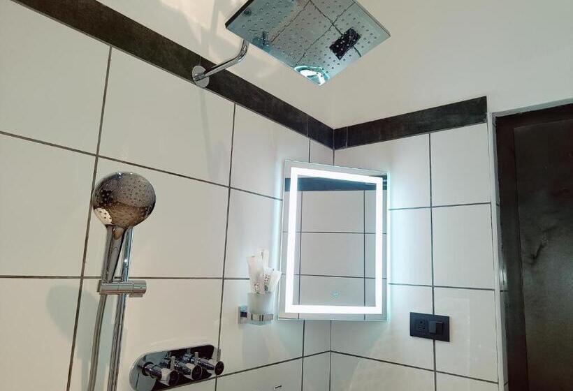 Люкс с гидромассажем, Devaki Resort