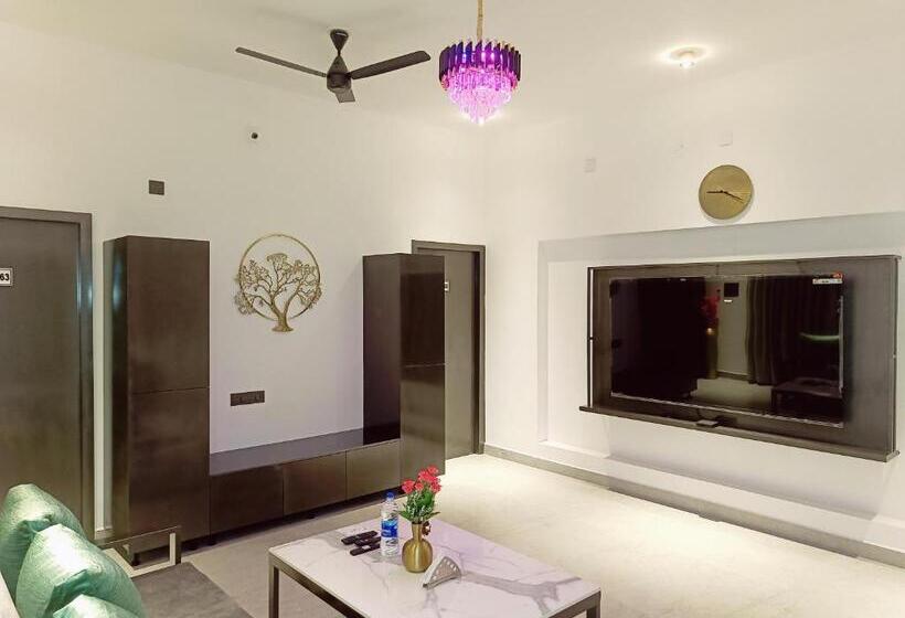 Люкс с гидромассажем, Devaki Resort
