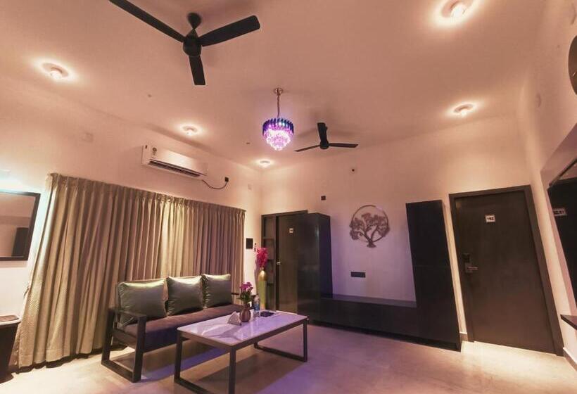 Люкс с гидромассажем, Devaki Resort