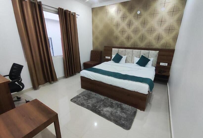 Номер Deluxe, Jvs Palace