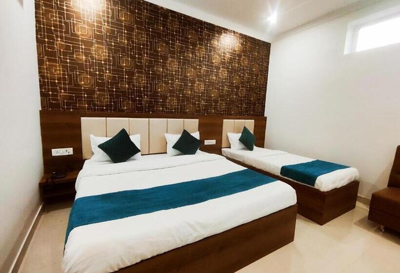 Трехместный Номер Deluxe, Jvs Palace