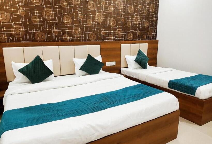 Трехместный Номер Deluxe, Jvs Palace