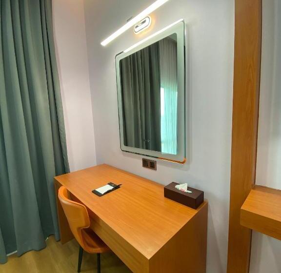 Номер Deluxe, Kapalai
