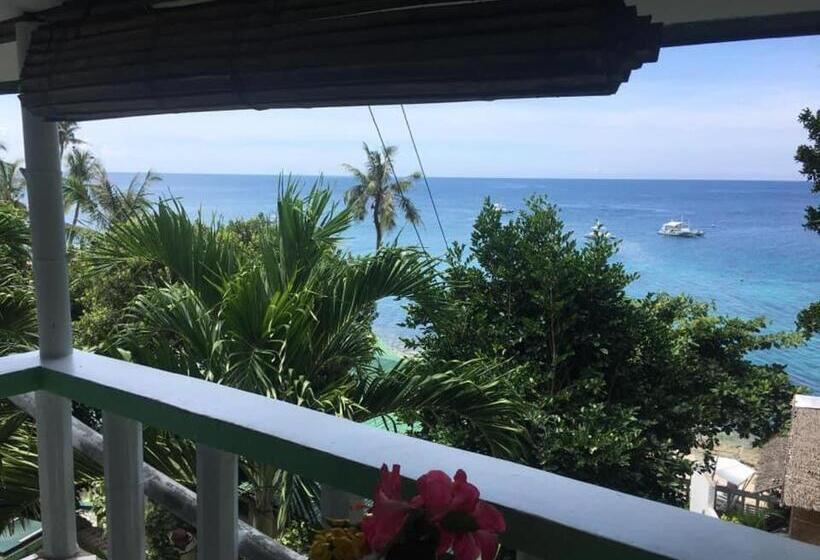 Номер Deluxe Вид на Море, Liberty S Community Lodge And Diving