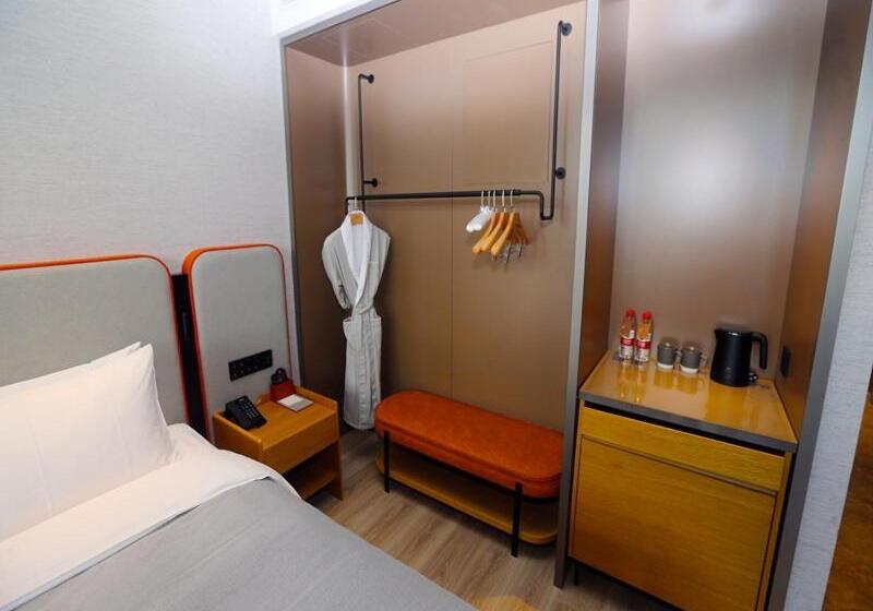 标准间带露台, Lanou M Hotel Shangxing Luxun S Hometown