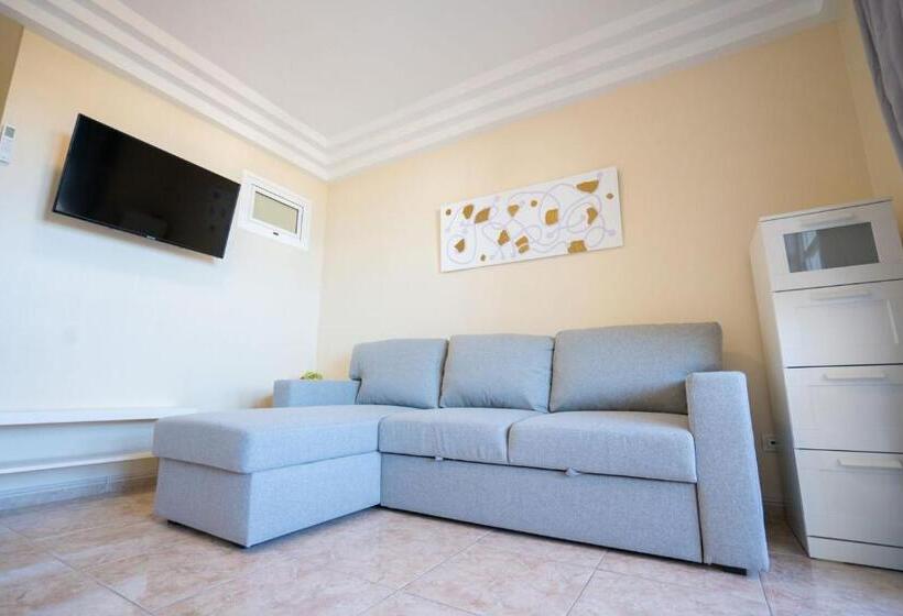 标准工作室, Orlando 85 Complex Costa Adeje