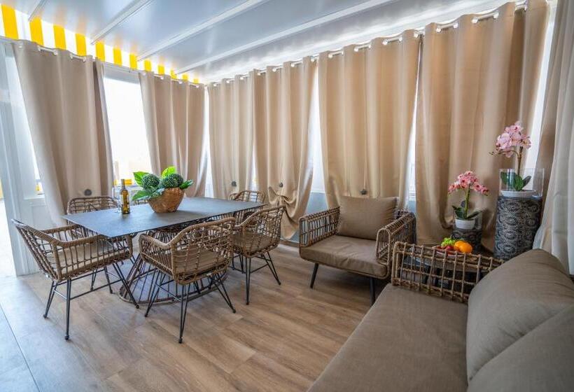 带露台的套间, Orlando 85 Complex Costa Adeje