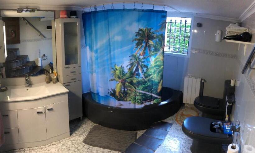 اتاق استاندارد چهار تخته, Escuela De Surf Waves Sound   Alojamiento Compartido