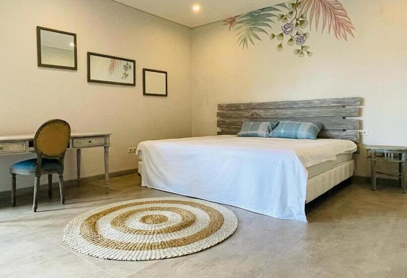 标准间, Jardin House