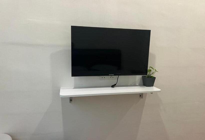 חדר דלוקס, Kiwi Inn