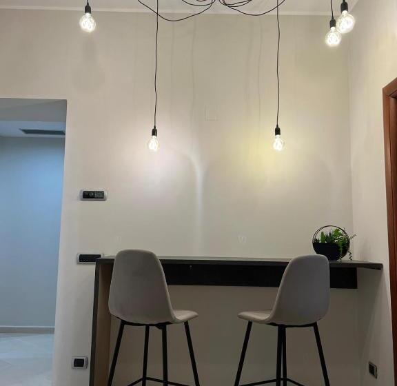 اتاق استاندارد یک نفره, Maison Dante