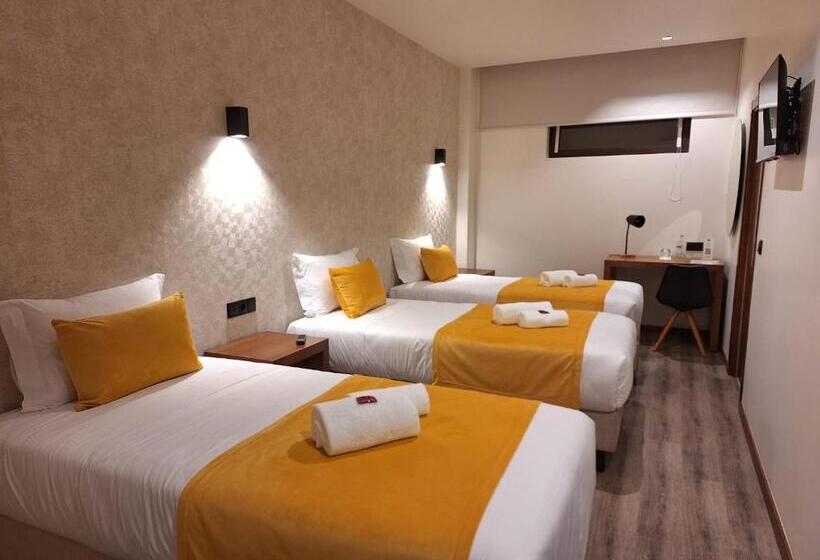 Трехместный Номер Базовый, 3m Hostel & Suites