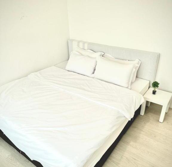 إستوديو قياسى, Alvilla   Jalan Sultan Ismail