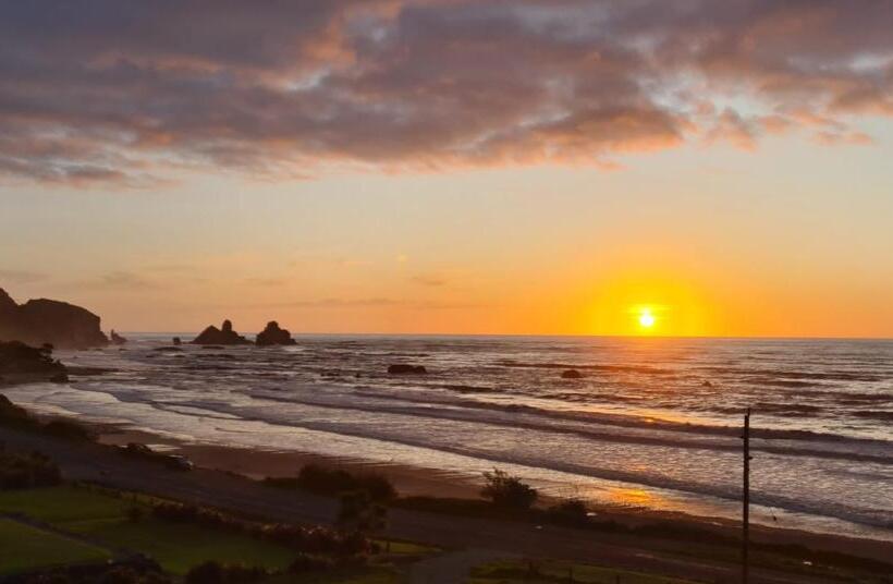 סטודיו סטנדרטי נוף לים, View With A Room Nz   Boutique Beachfront Accommodation On The Great Coast Road