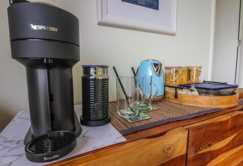 סטודיו סטנדרטי נוף לים, View With A Room Nz   Boutique Beachfront Accommodation On The Great Coast Road