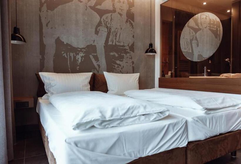 Номер Стандарт, Encanto Hotel Restaurant
