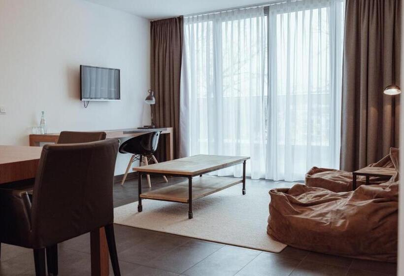 Номер Стандарт Кровать Кинг Адаптированный для Инвалидов, Encanto Hotel Restaurant