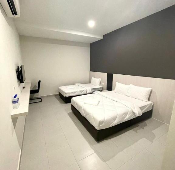 Семейный Номер, Garden Inns Motel