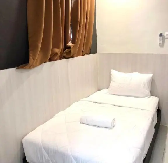 Standard Yhden Hengen Huone, Garden Inns Motel