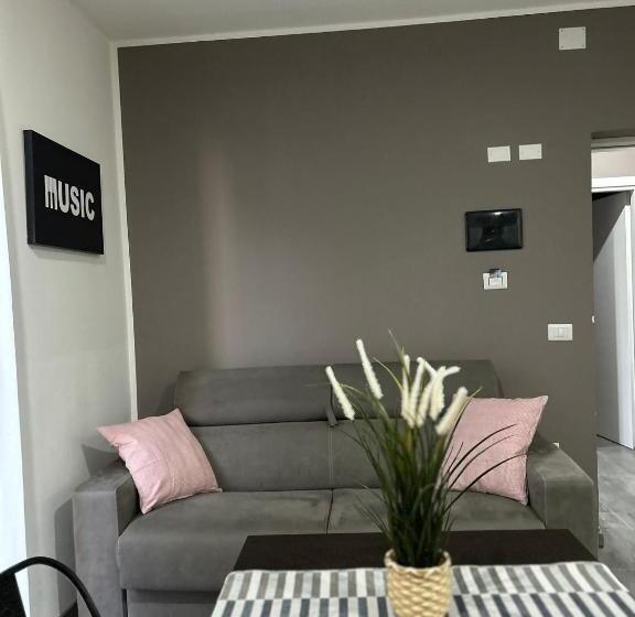 סוויטה, Crisvan