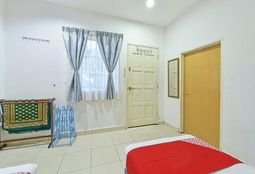 디럭스 룸, Oyo 90879 Eleven Inn