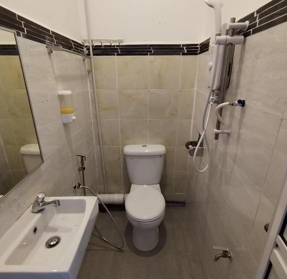 غرفة عائلية, Suria Paradise Lodge