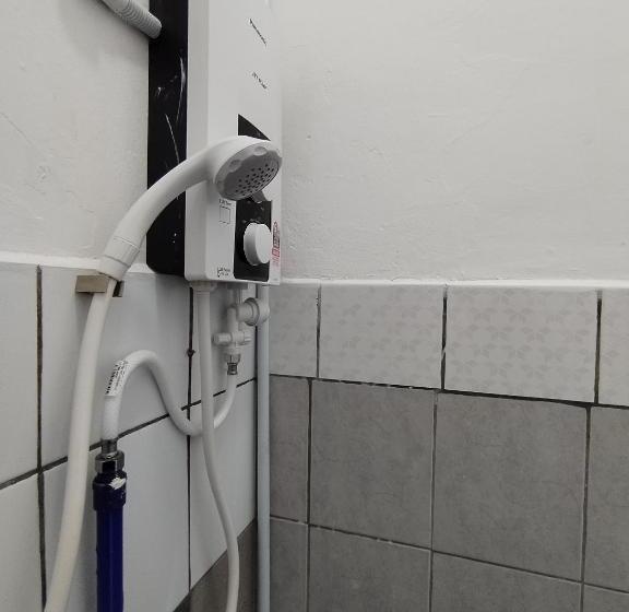 غرفة قياسية حمام مشترك, Suria Paradise Lodge