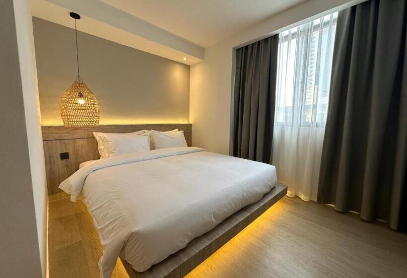 스탠다드 룸 킹사이즈 침대, Theatre