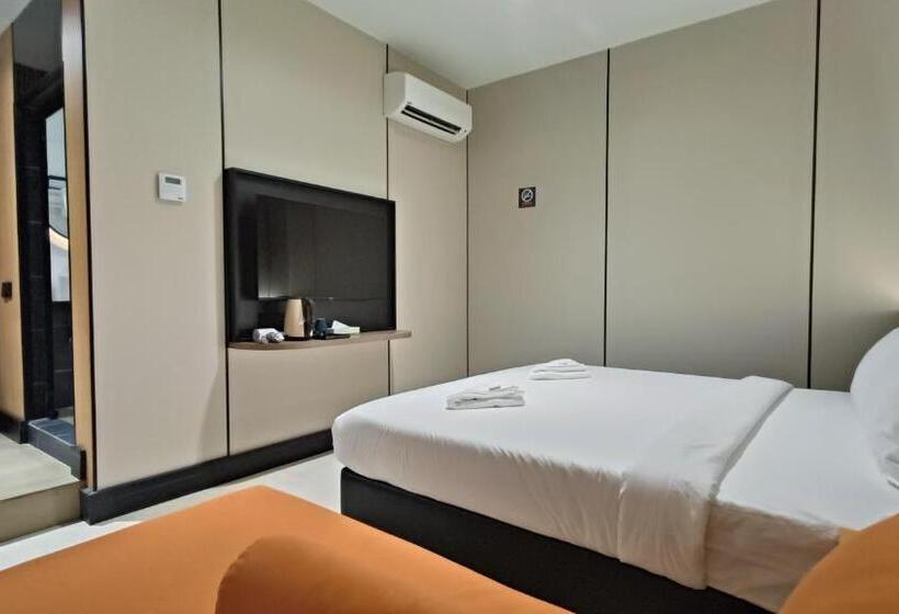 ジュニアスイート, Urban Inn, Serai Wangi