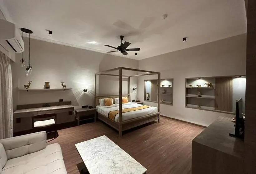 スイート, Narwar Lakefront Resort