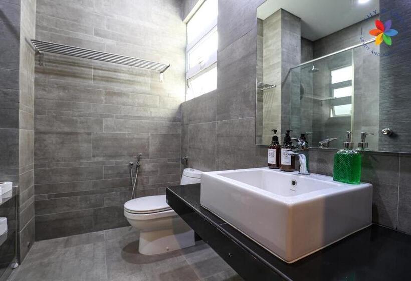 발코니가 있는 스위트, Private Studio In Bungalow By Lilyandloft