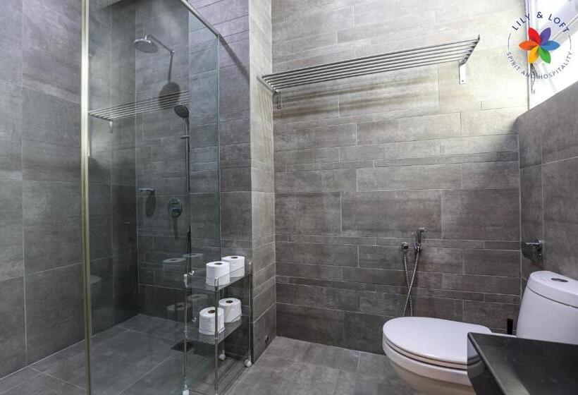 발코니가 있는 스위트, Private Studio In Bungalow By Lilyandloft