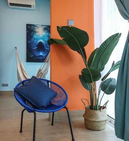 발코니가 있는 스위트, Private Studio In Bungalow By Lilyandloft