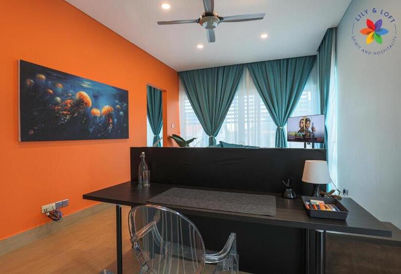 발코니가 있는 스위트, Private Studio In Bungalow By Lilyandloft