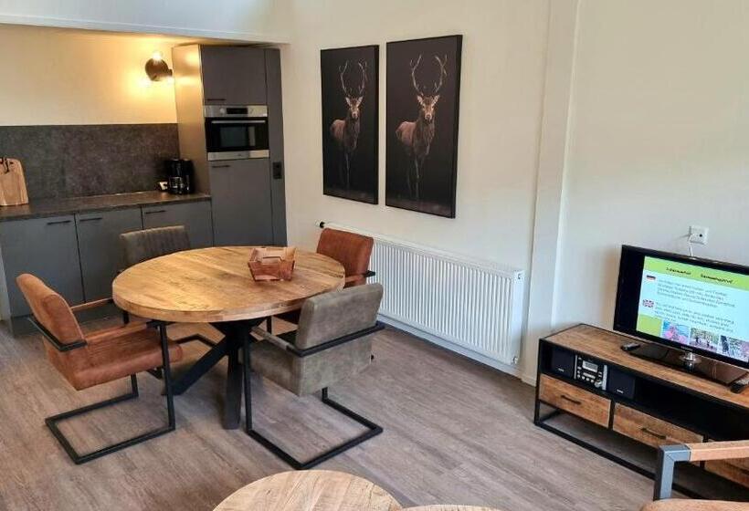 بنجلو ديلوكس, Summio Parc De Berkenhorst