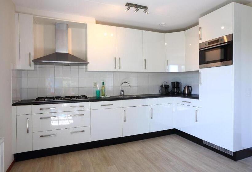 Дом 1 Спальня, Summio Vakantiepark Emslandermeer