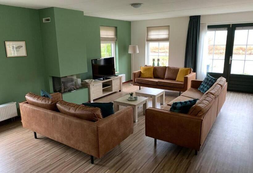 Вилла Deluxe 1 Спальня, Summio Vakantiepark Emslandermeer