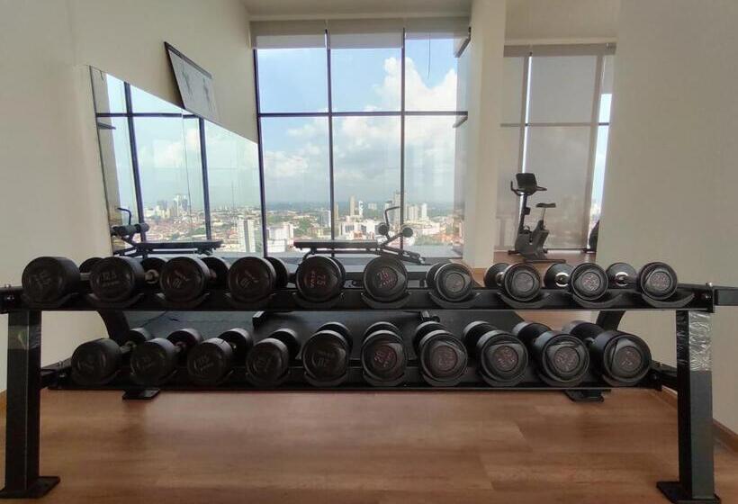 1 Bedroom Apartment with Balcony, Mykeythe Quartz A 06 03a Melaka City