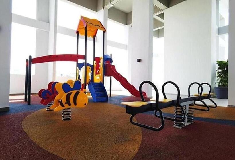 1 Bedroom Apartment with Balcony, Mykeythe Quartz A 06 03a Melaka City