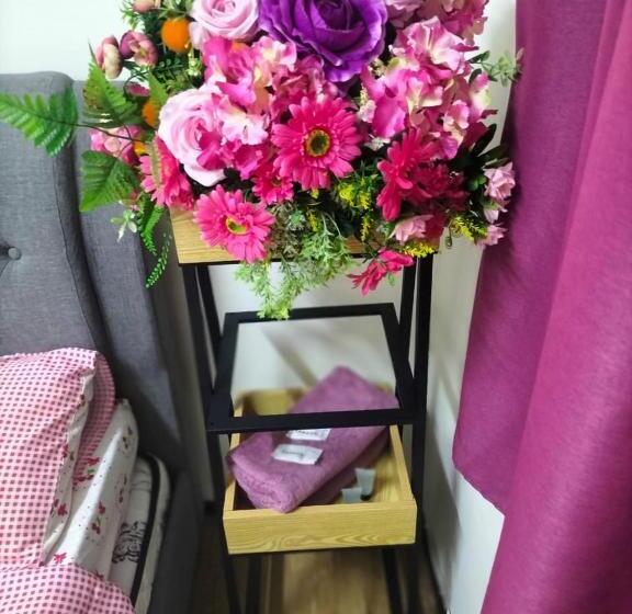 דירת חדר נוף לבריכה, Upper Sanctuary