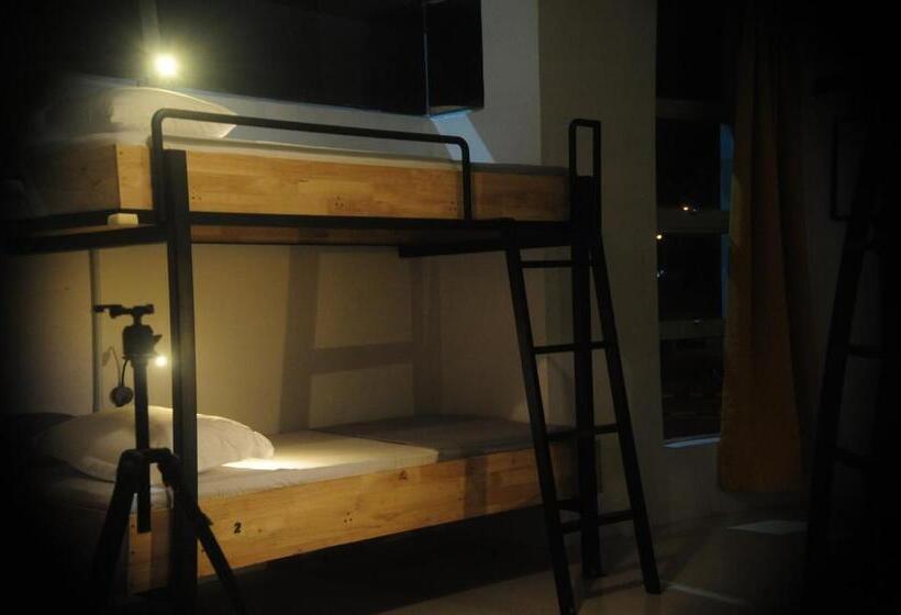 Кровать в Общей Комнате, Im Santai Lodge