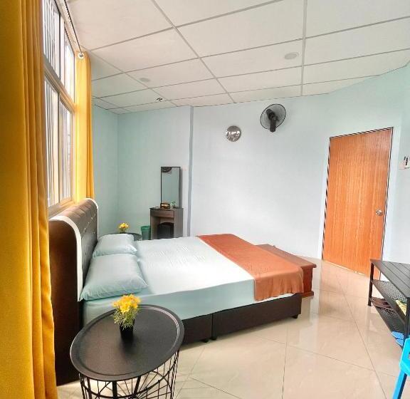 חדר דלוקס, Najzara