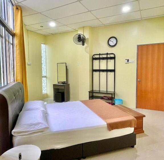 חדר דלוקס, Najzara