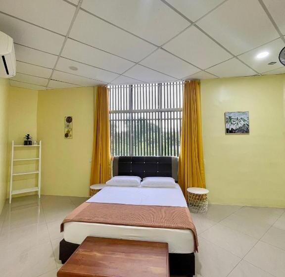 חדר דלוקס, Najzara