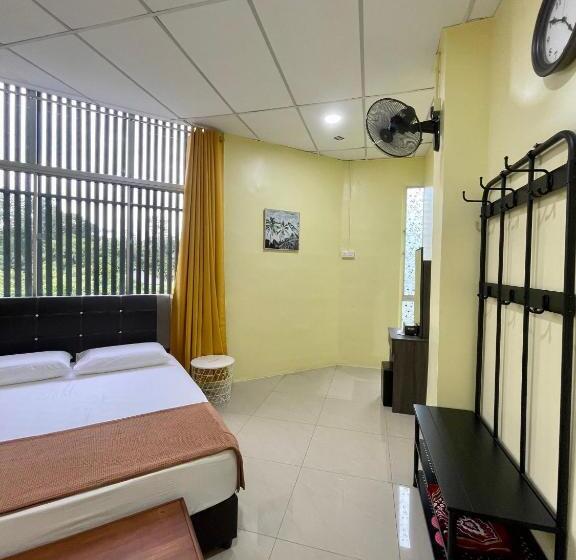 חדר דלוקס, Najzara