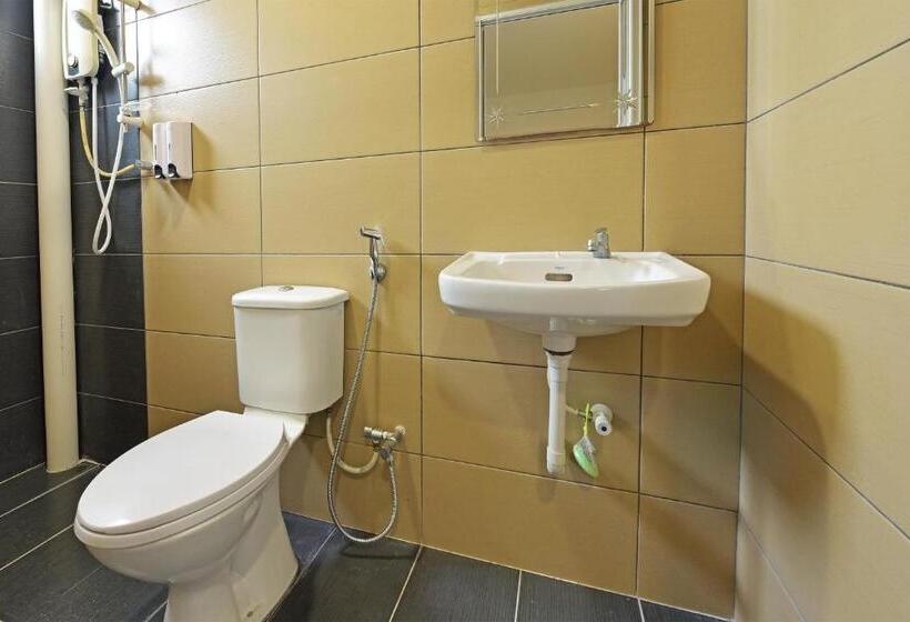 חדר דלוקס לשלושה, 4s