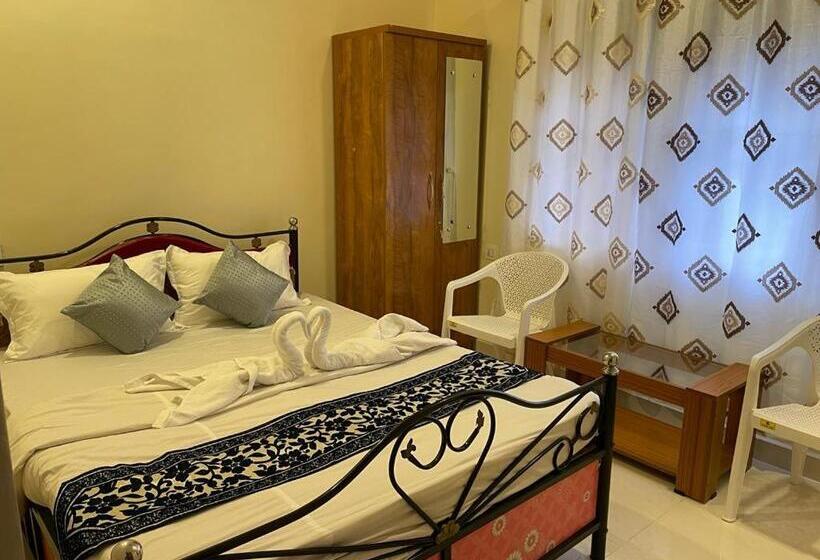 豪华房间, Dandeli Kingfisher Lake View Resort