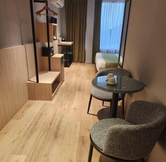 غرفة ديلوكس سرير كينج, Marudu Inn