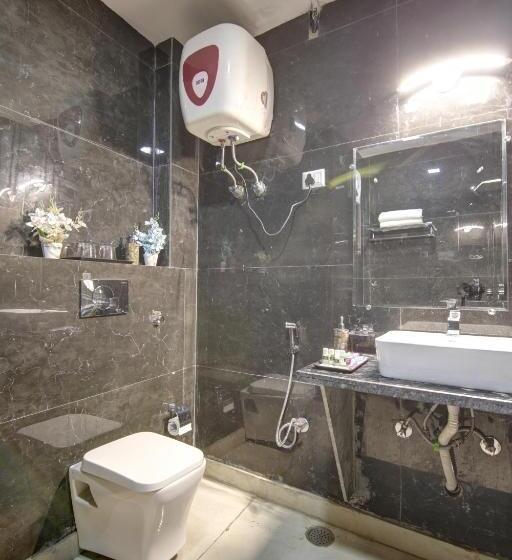 Suite Familiar, Park Tree Igi Airport By Unit Of Prithvi Palace