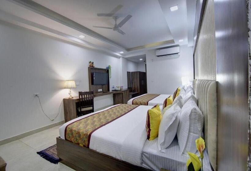 Suite Familiar, Park Tree Igi Airport By Unit Of Prithvi Palace